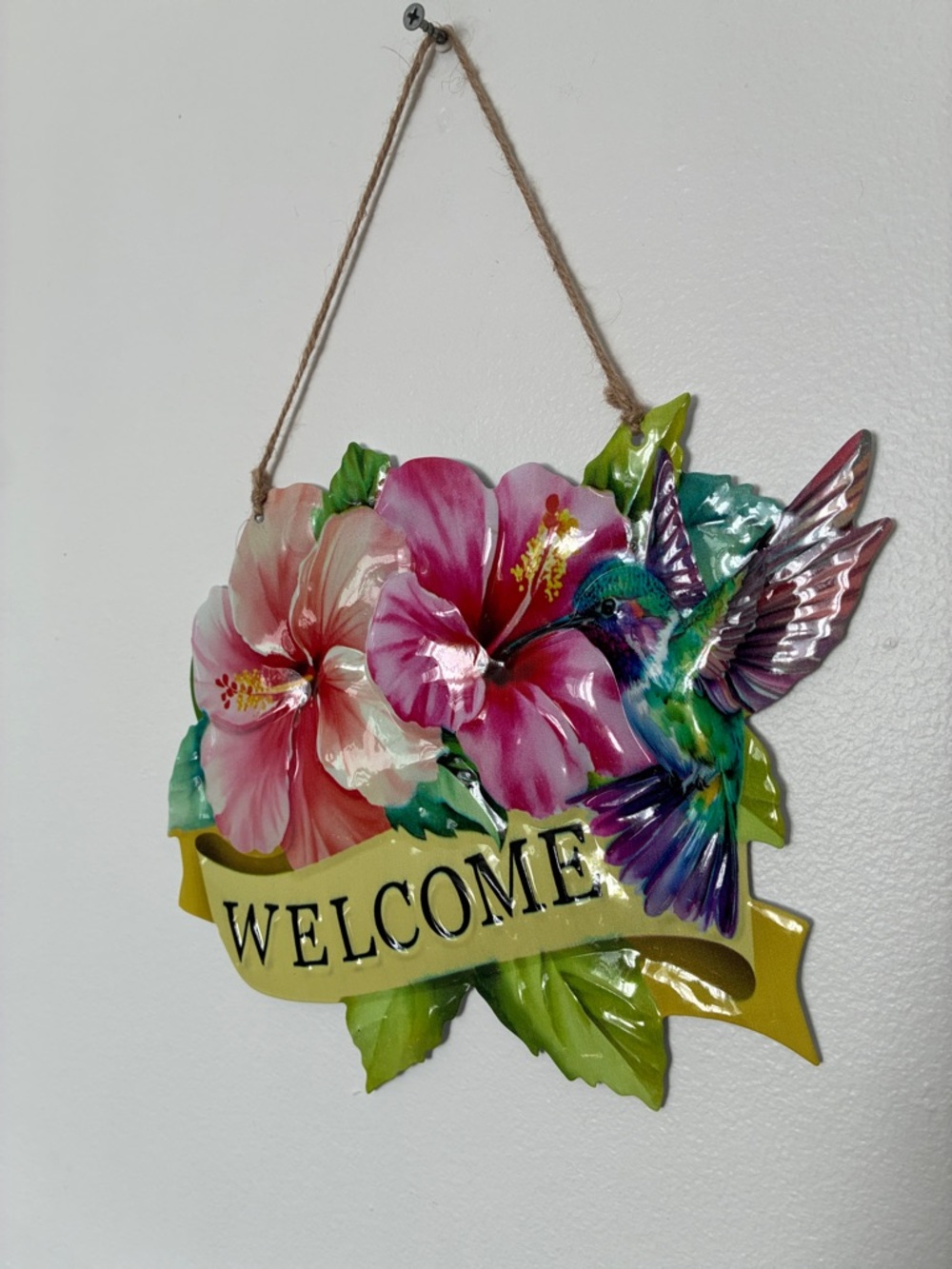 NWT- Hibiscus Floral 🌺 Metal Welcome Sign with Beautiful Hummingbird - Picture 7 of 11